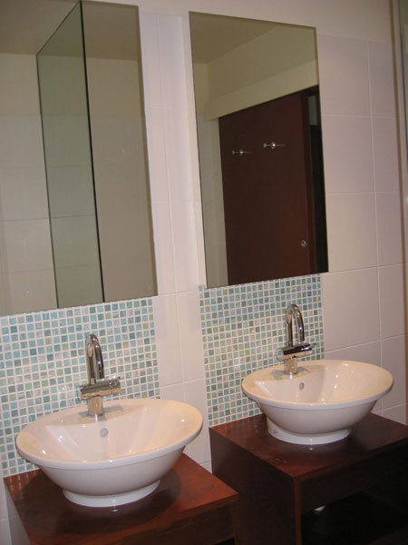 Kingsbury Bathroom Sinks